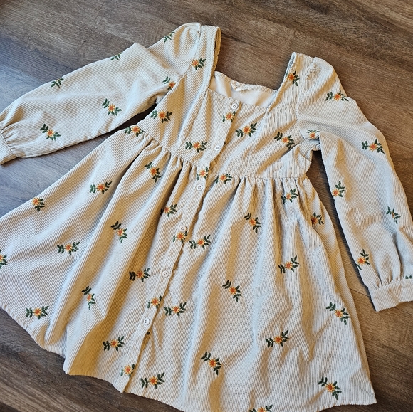 Listicle Cream Romantic Flower Embroidery Corduroy Baby Doll Dress size Small - Picture 4 of 11